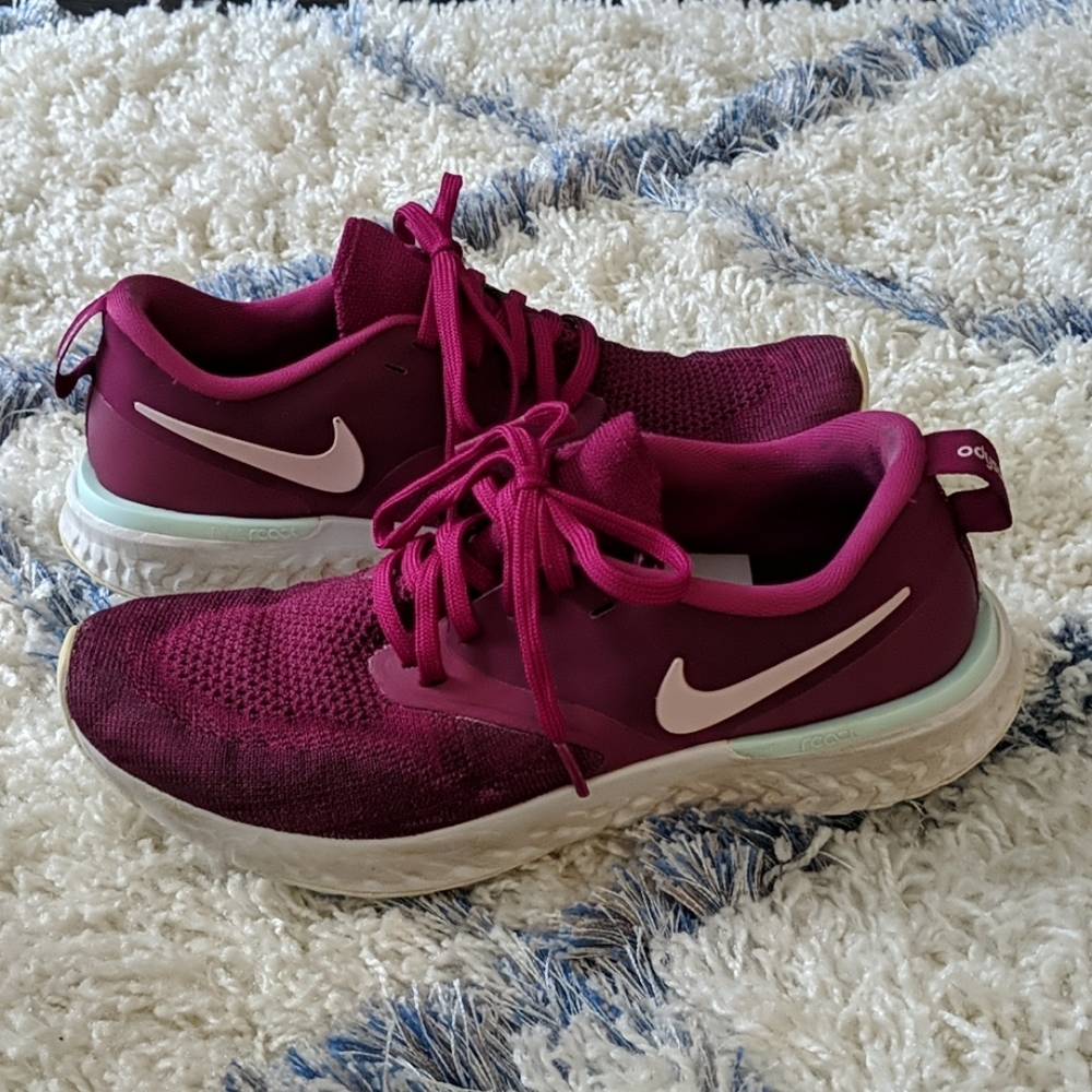 Nike Odyssey Running Shoes
